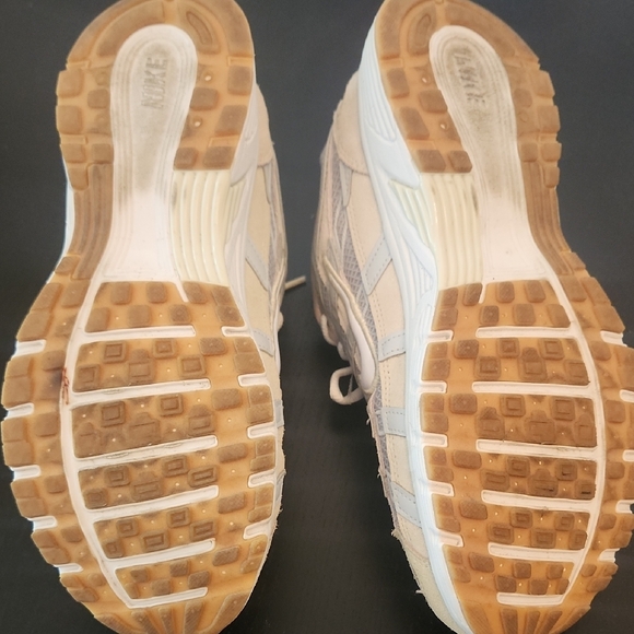 Nike Women's P-6000 - Picture 5 of 6